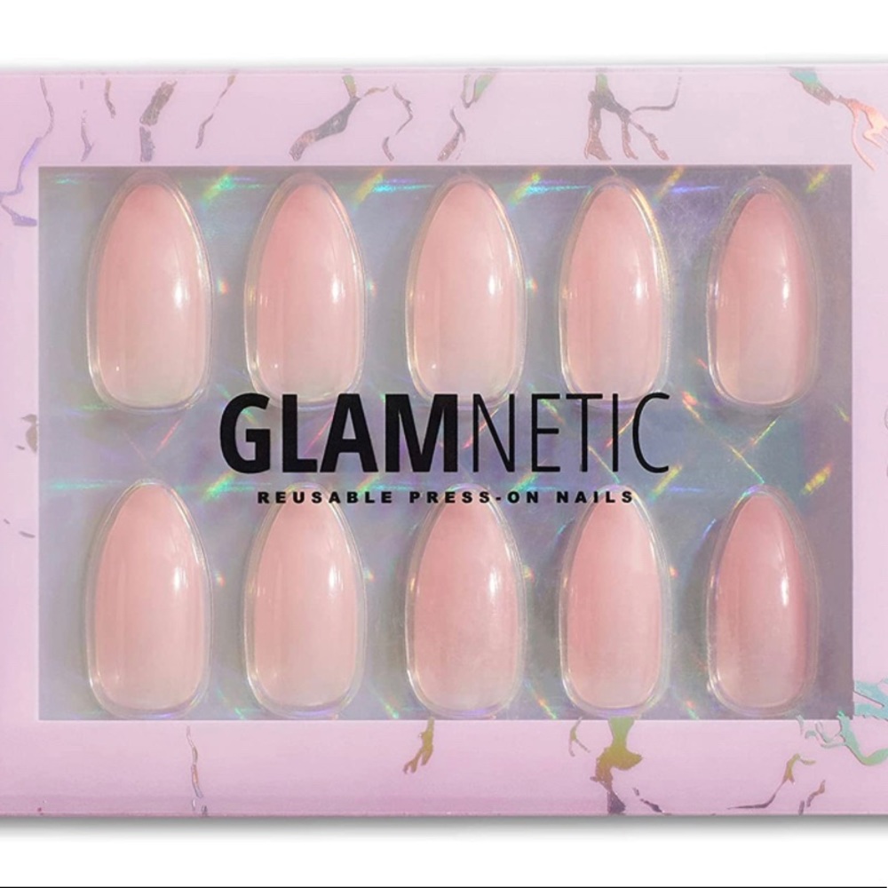 Brand New Glamnetic Press-On Nails Cloud 9